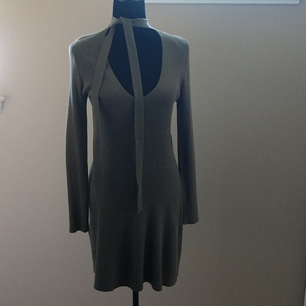 Sweater ribbed dress.